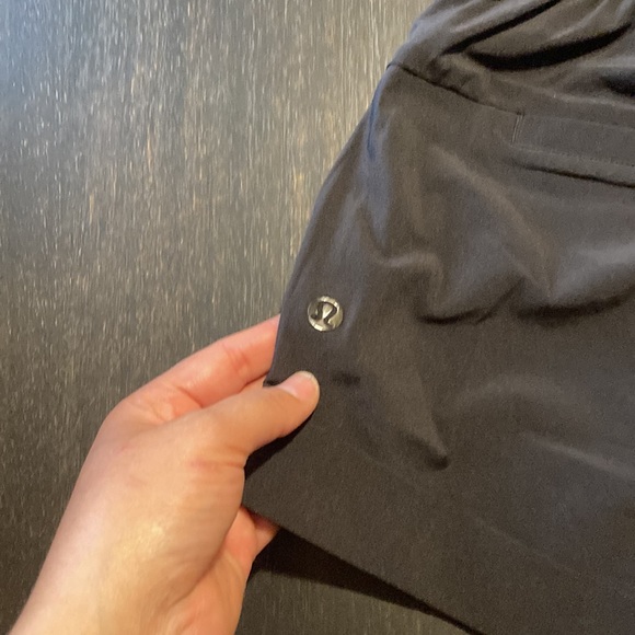 Lululemon - Picture 4 of 4